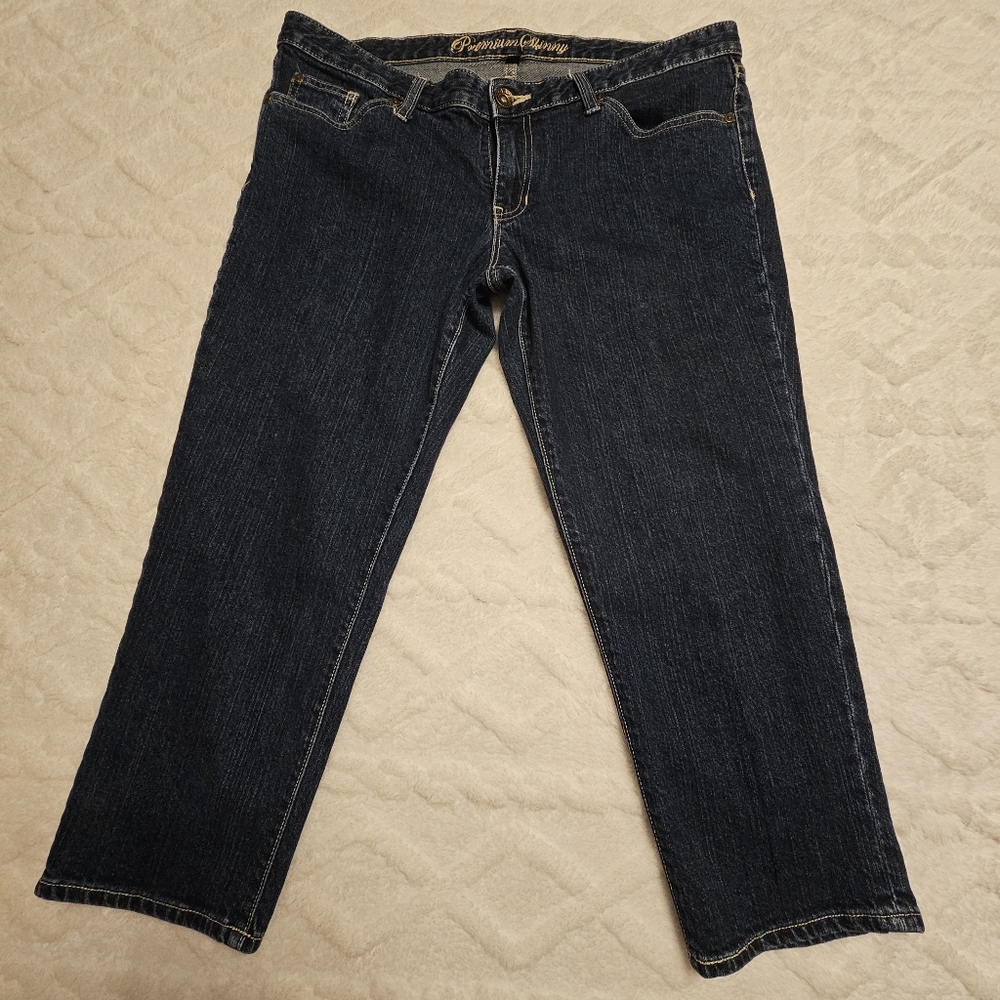 Gap * Capris * Women's Size 12 * Blue Denim * Stretch * Skinny *Dark Wash *NWOT